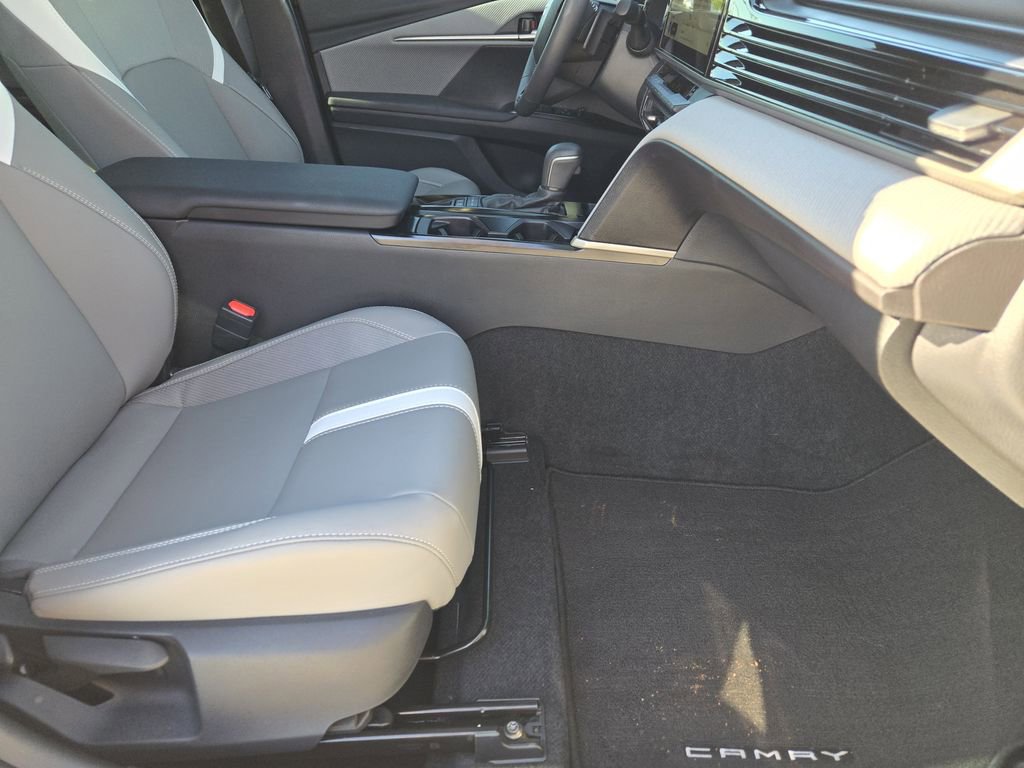 Used 2026 Toyota Camry SE w/ Multimedia Upgrade Package FWD image 16