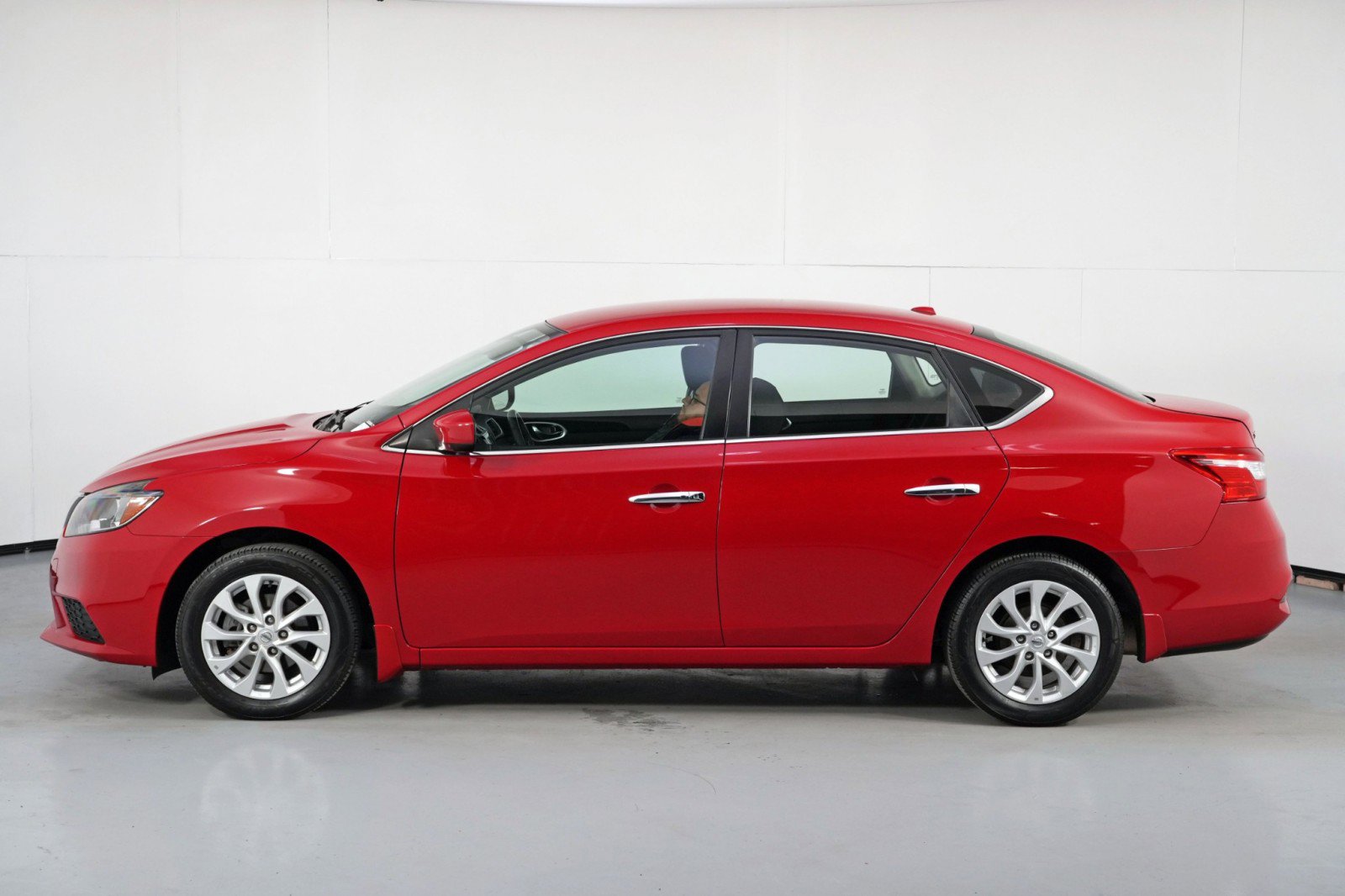 Used 2019 Nissan Sentra SV image 43
