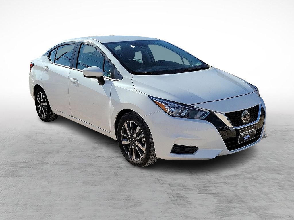 Used 2022 Nissan Versa SV FWD image 1