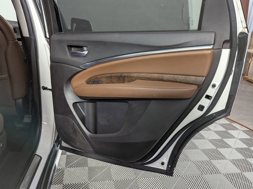 Used 2017 Acura MDX SH-AWD w/ Advance Package image 44