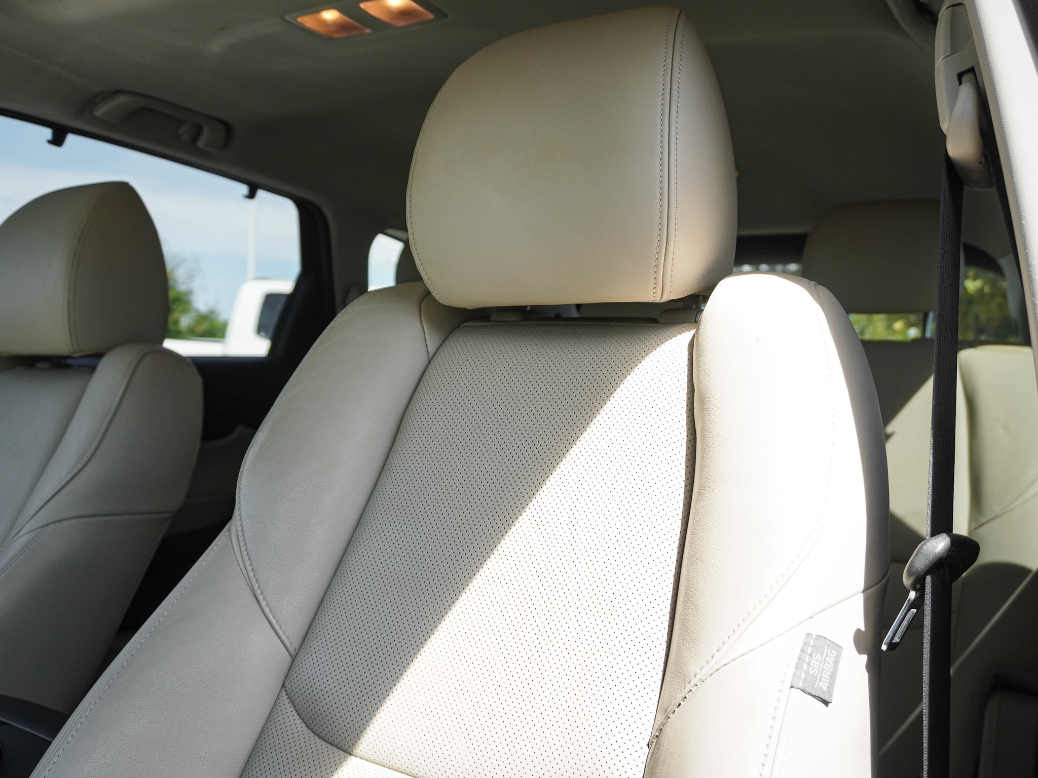 Used 2018 MAZDA CX-9 Touring w/ Touring Premium Package FWD image 16