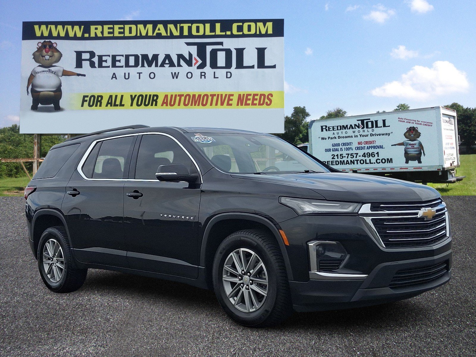 Used 2023 Chevrolet Traverse LT