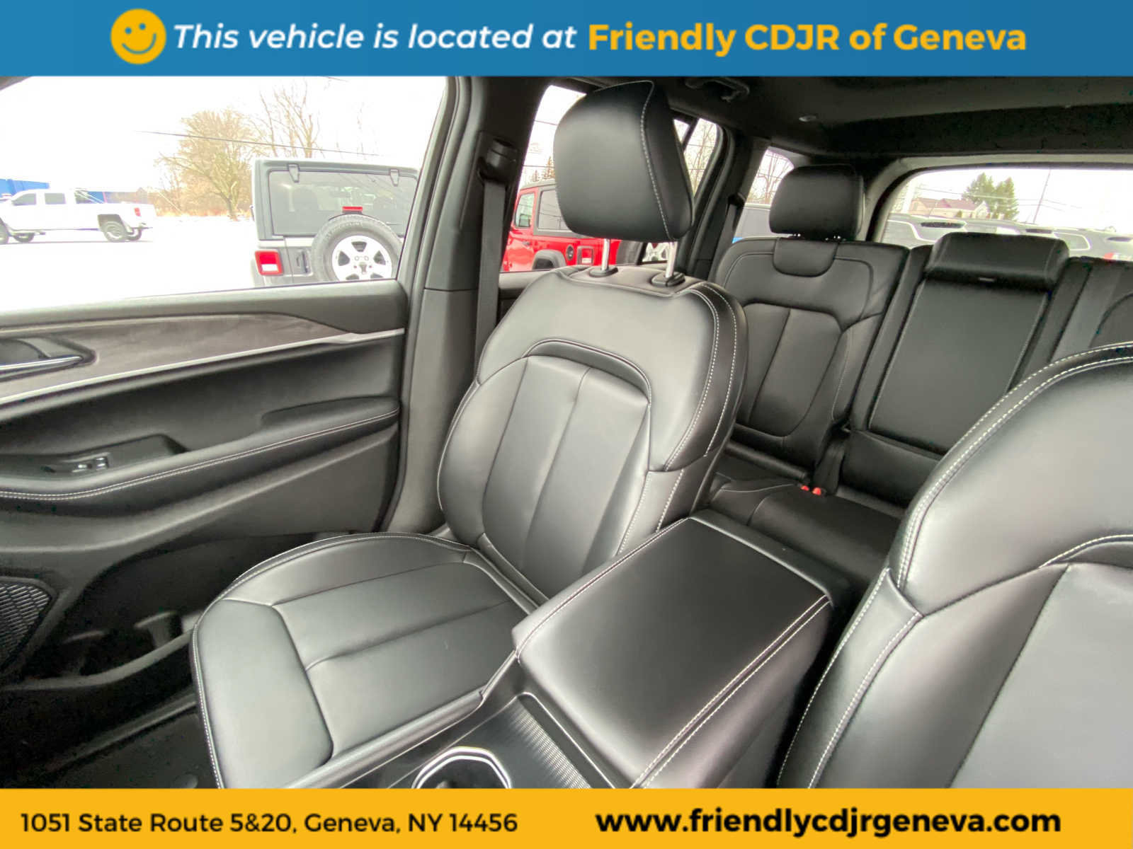 Used 2025 Jeep Grand Cherokee Limited w/ Trailer Tow Package image 9