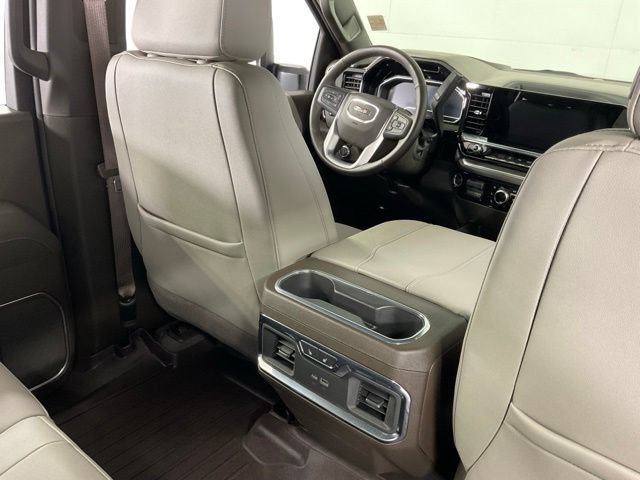 Used 2025 GMC Sierra 2500 SLT w/ SLT Convenience Package AWD/4WD image 34