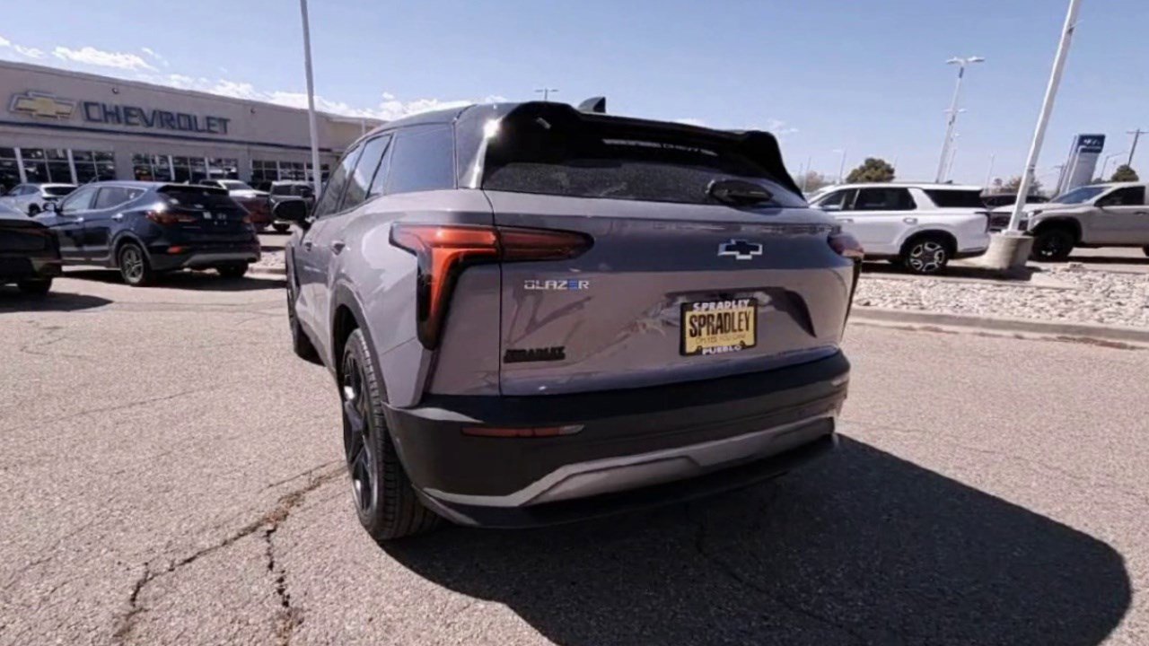 New 2026 Chevrolet Blazer EV LT w/ LPO, Blackout Package image 7