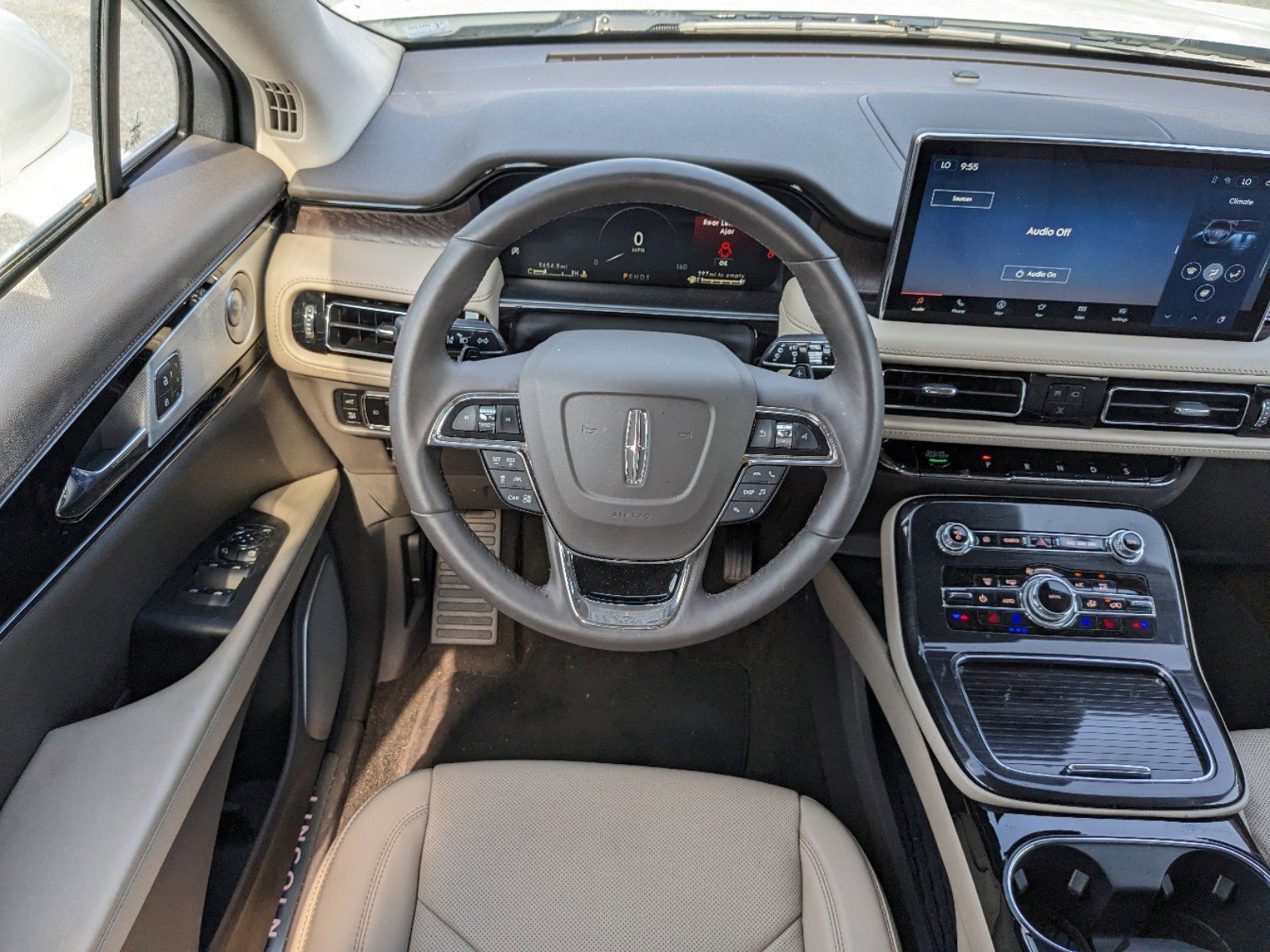 Certified 2023 Lincoln Nautilus Reserve w/ Equipment Group 202A image 17