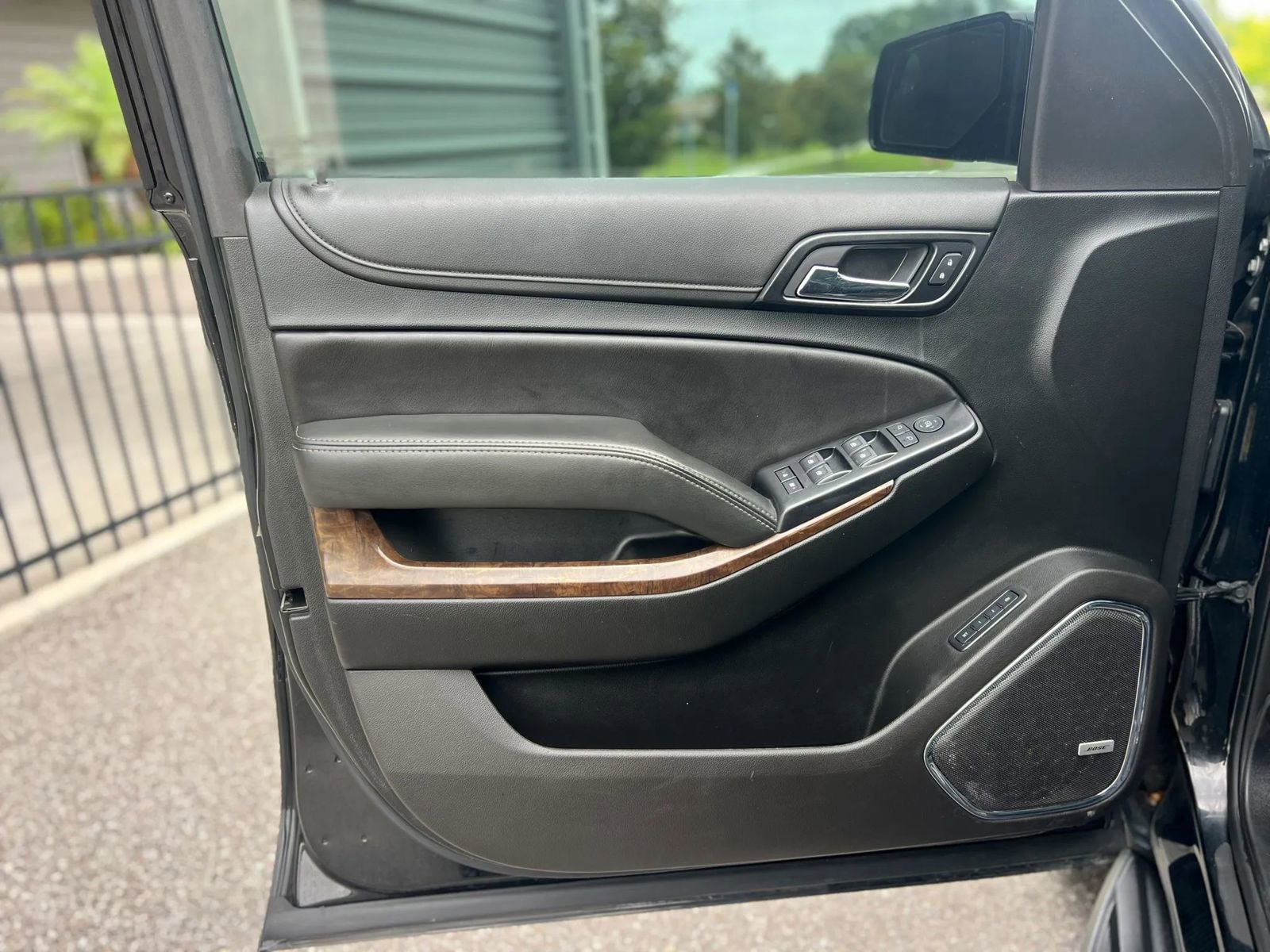 Used 2019 Chevrolet Suburban LT AWD/4WD image 21