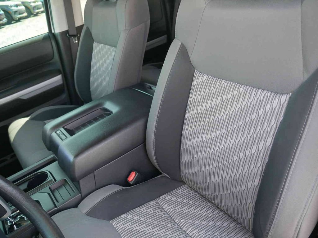 Used 2018 Toyota Tundra SR5 w/ SR5 Upgrade Package RWD image 18