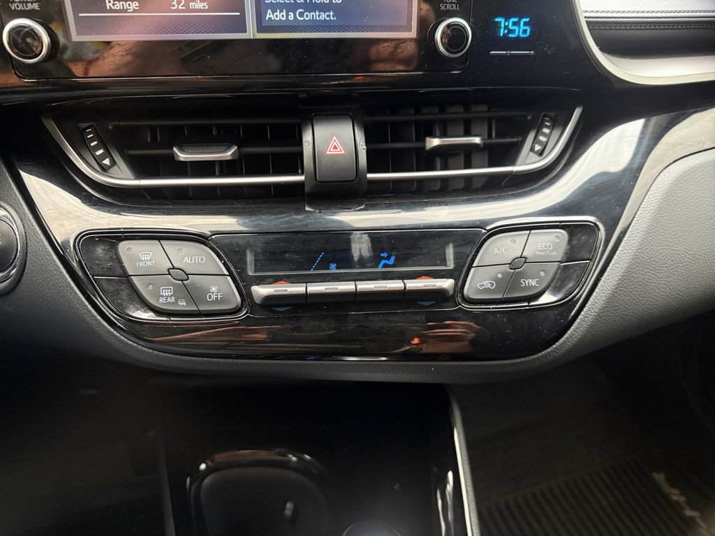 Used 2019 Toyota C-HR XLE image 21