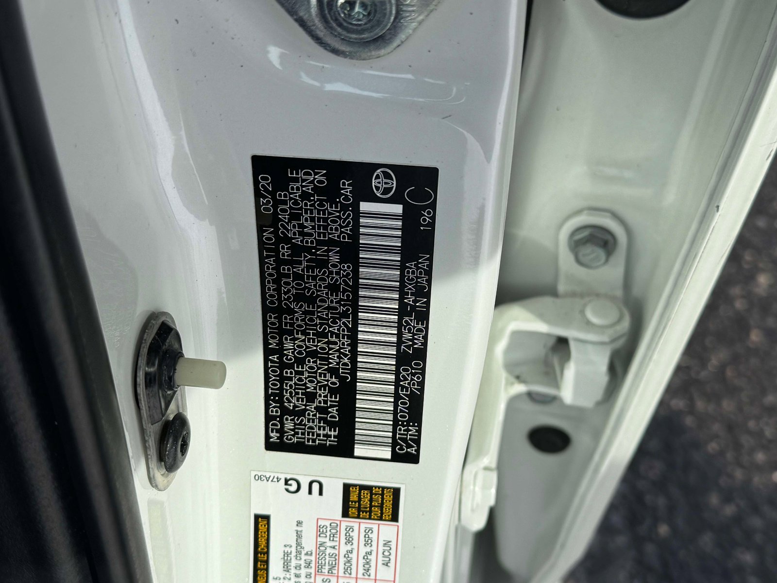 Used 2020 Toyota Prius Prime XLE FWD image 16