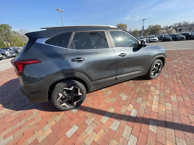Used 2024 Kia Seltos EX image 21