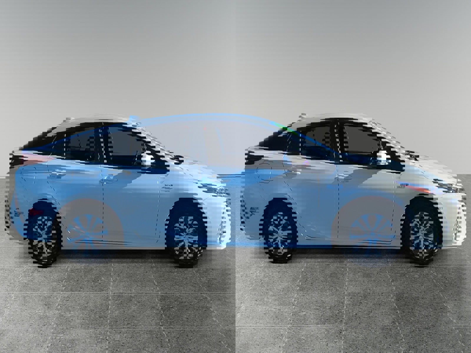 Used 2017 Toyota Prius Prime Advanced image 6