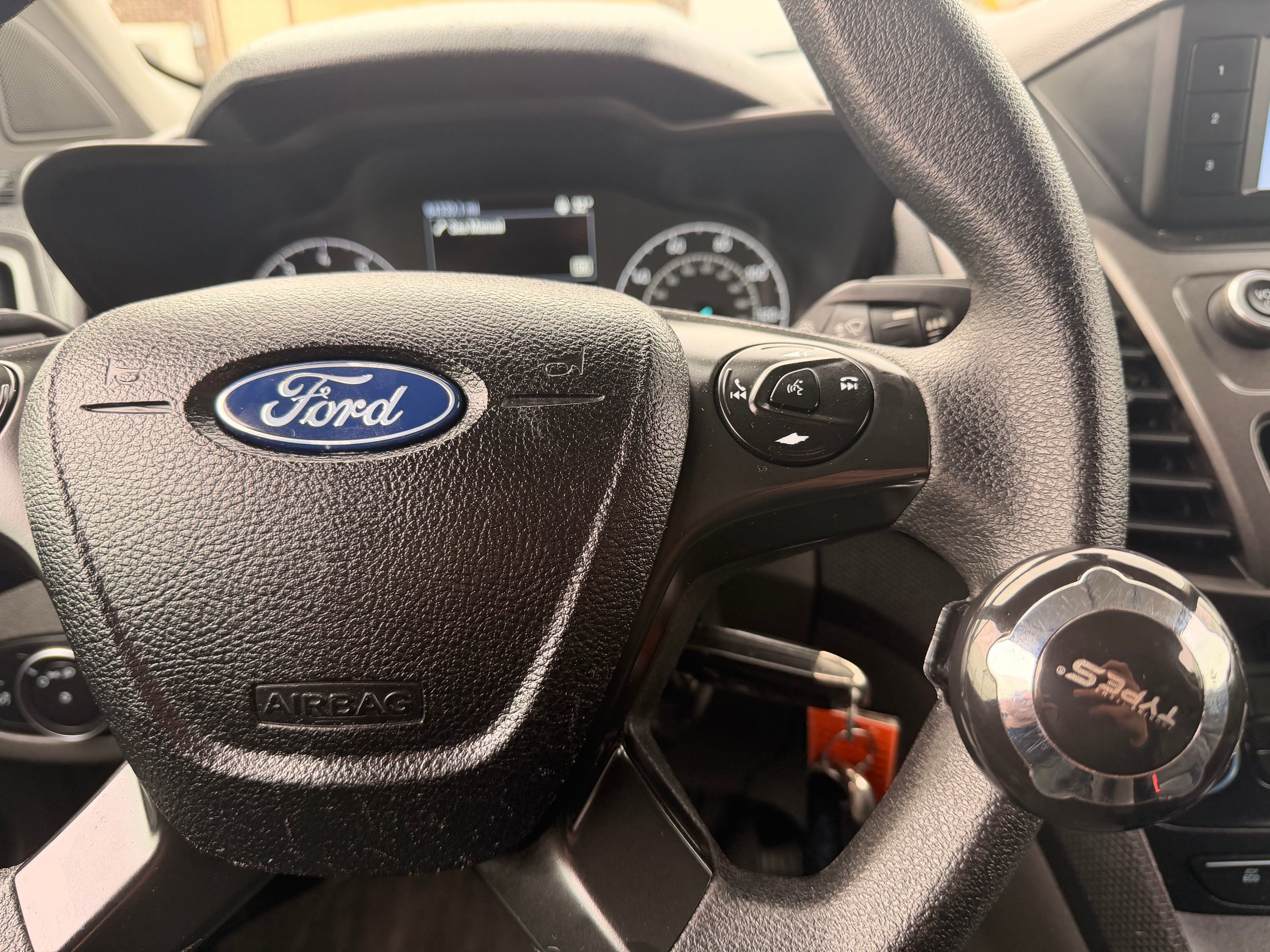 Used 2019 Ford Transit Connect XL image 39
