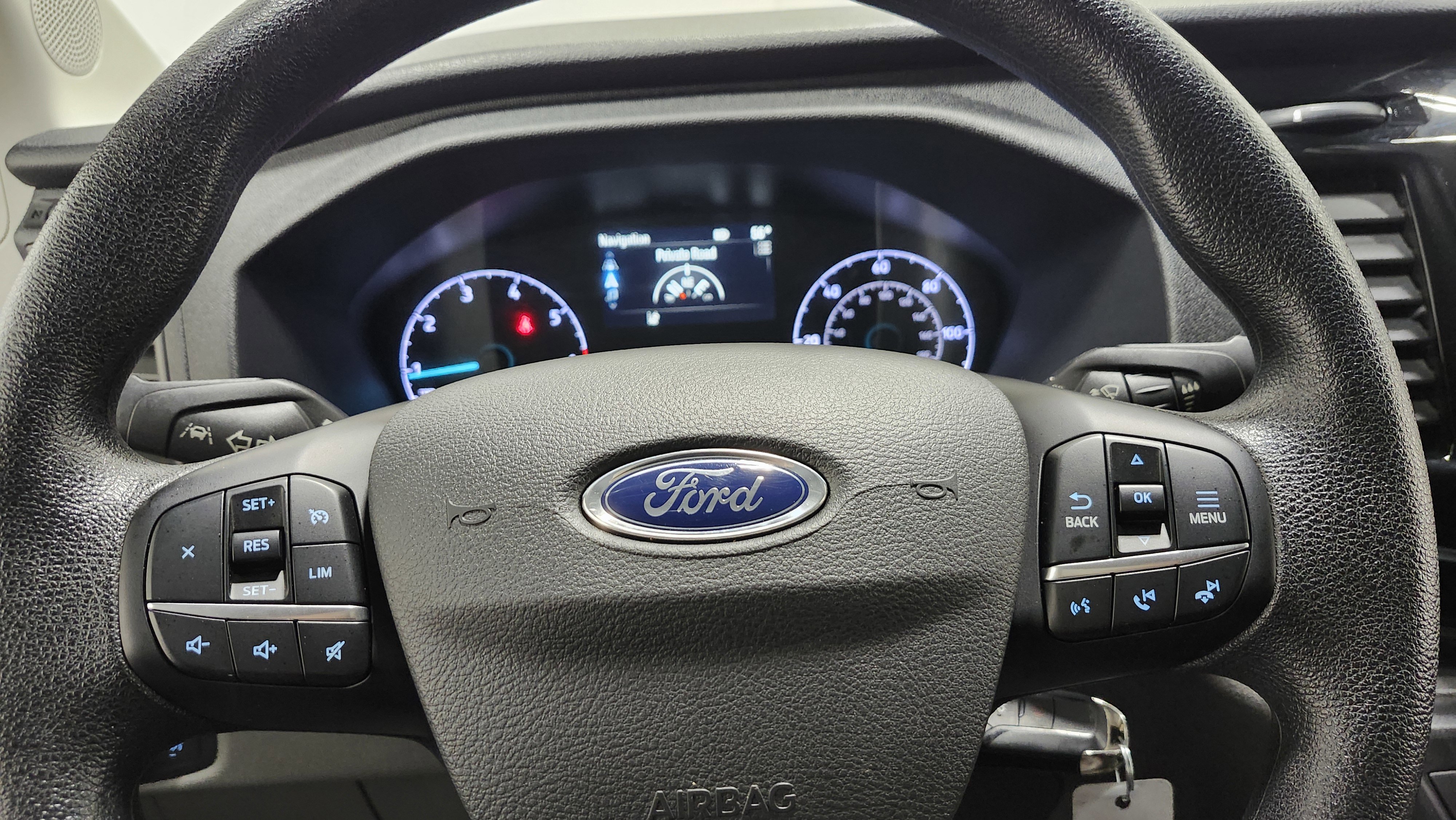 Used 2023 Ford Transit 350 XLT image 29