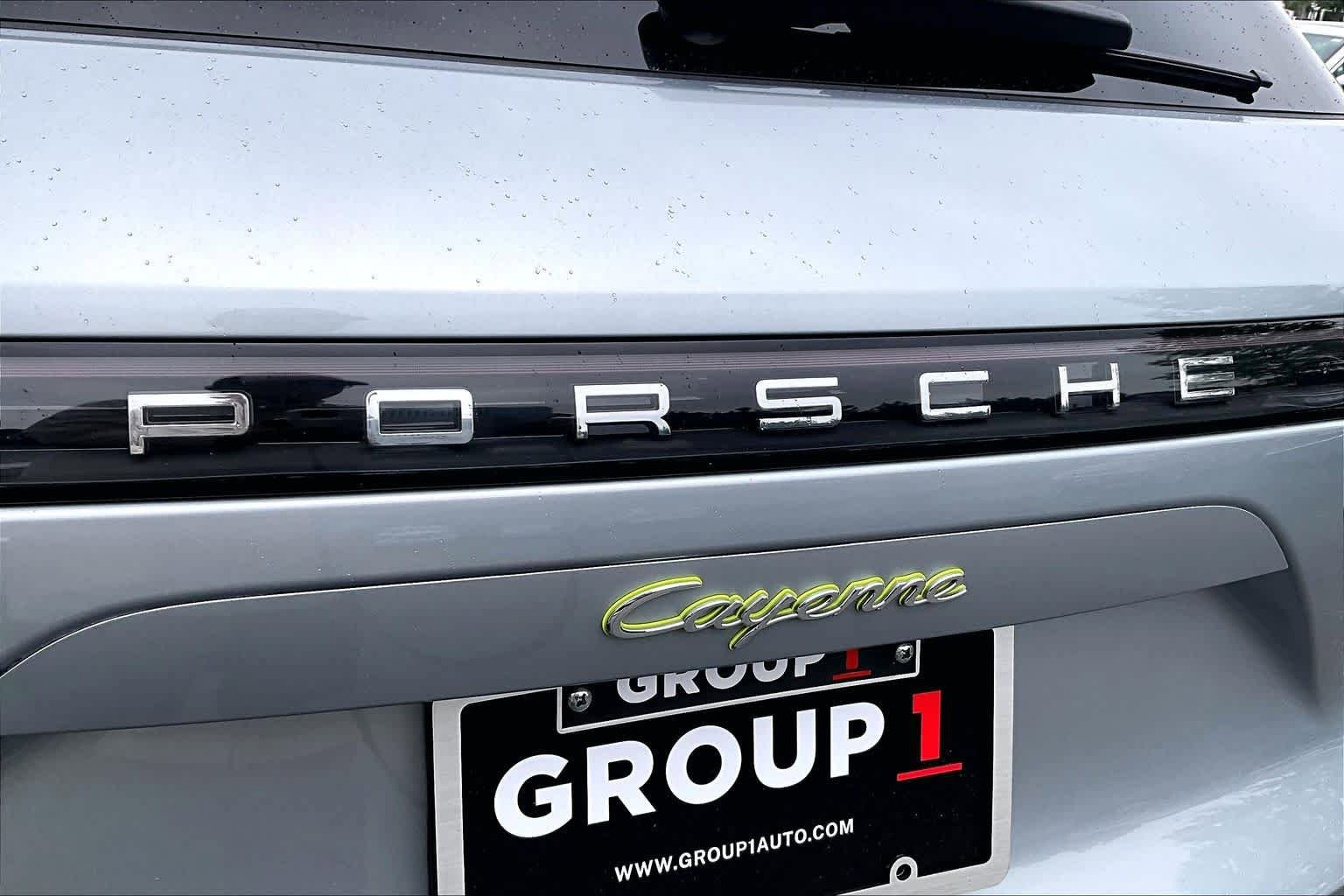 Used 2022 Porsche Cayenne E-Hybrid AWD/4WD image 29