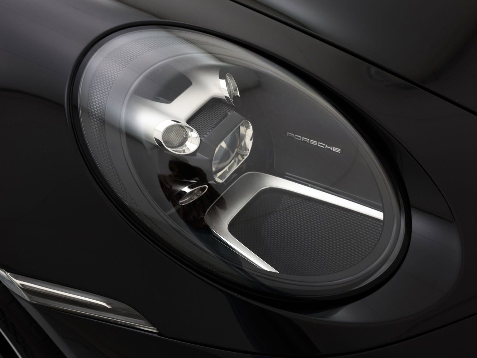 Used 2020 Porsche 911 Carrera RWD image 35