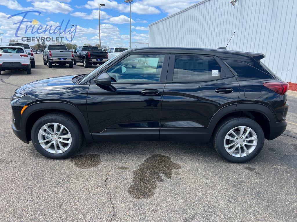 New 2026 Chevrolet TrailBlazer LS AWD/4WD image 2