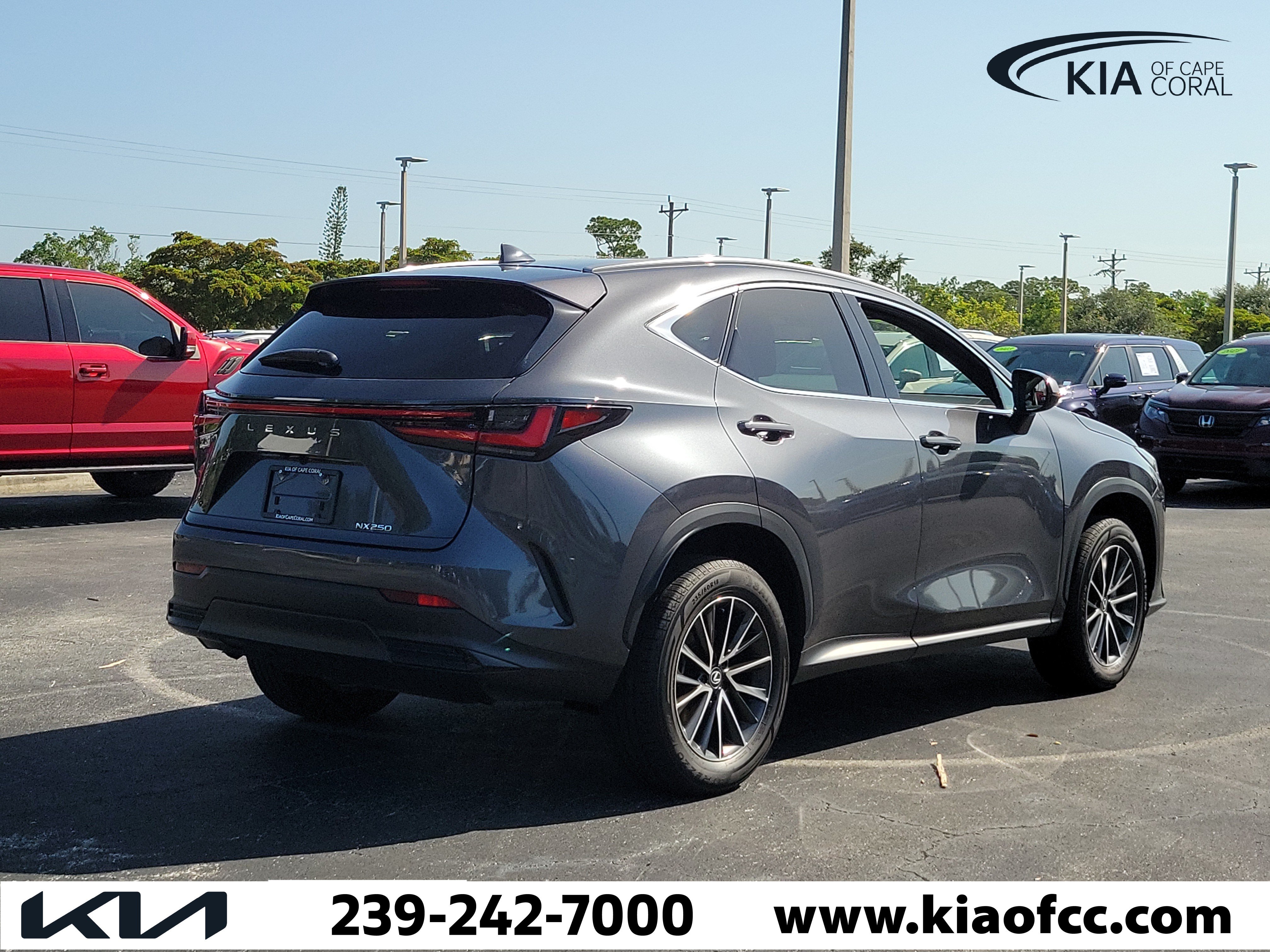 Used 2024 Lexus NX 250 FWD w/ Towing Package (2000 Lbs) image 6