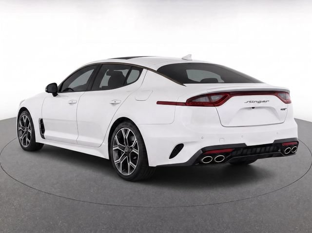 Used 2021 Kia Stinger GT-Line w/ Sun & Sound Package RWD image 5