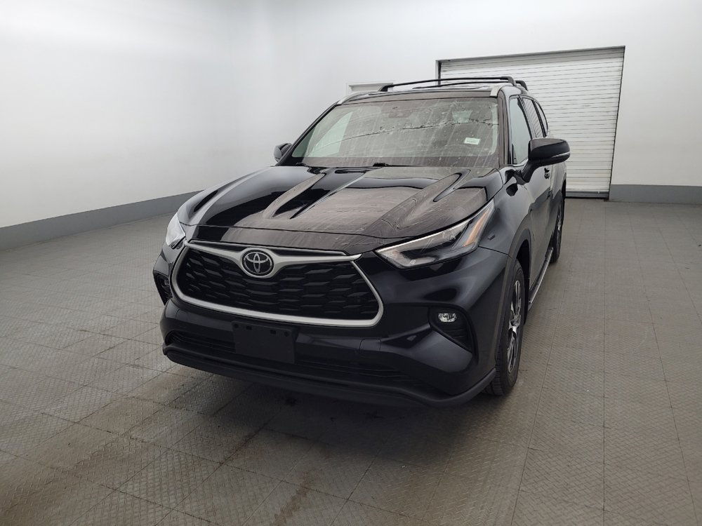 Used 2022 Toyota Highlander XLE AWD/4WD image 15