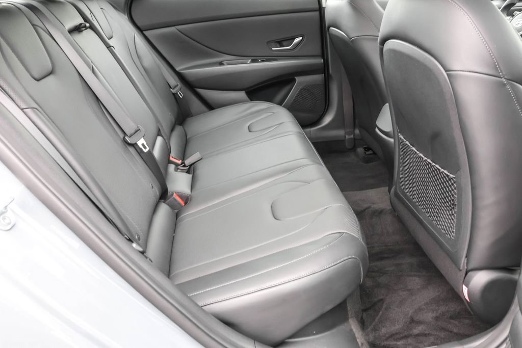 Certified 2021 Hyundai Elantra Limited w/ Cargo Package image 35