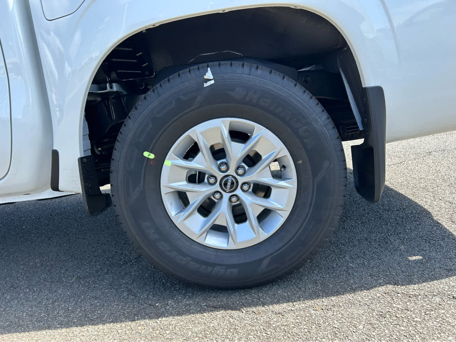 New 2026 Nissan Frontier S image 5