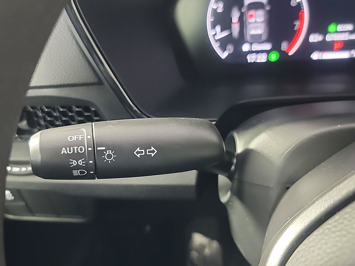 Certified 2023 Honda CR-V EX image 28