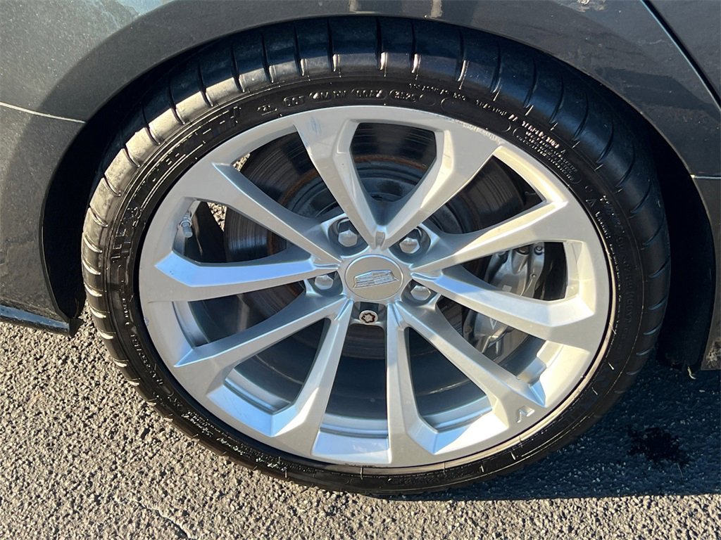 Used 2016 Cadillac CTS V w/ Luxury Package image 18