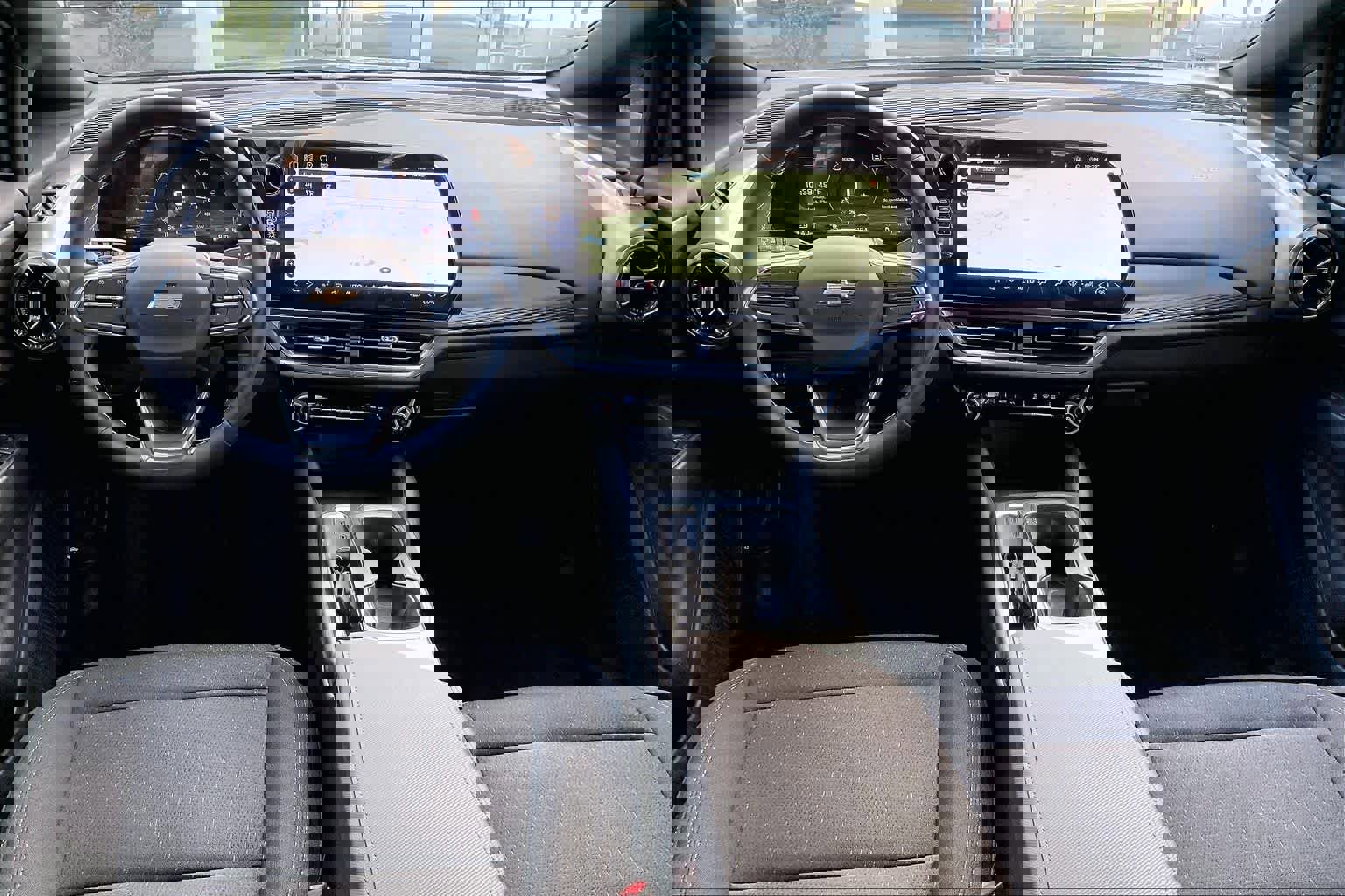 Certified 2025 Chevrolet Equinox EV LT w/ Comfort Package image 14