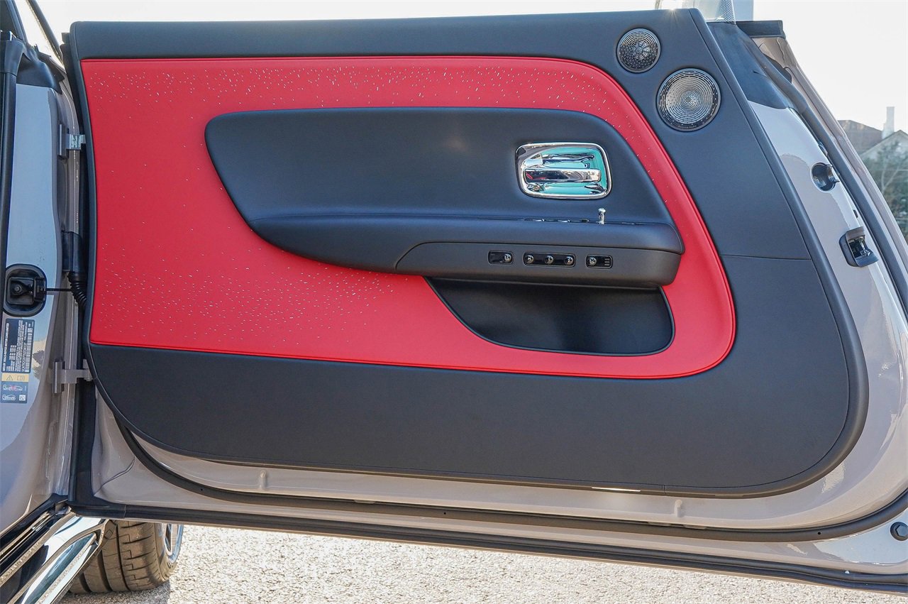 New 2026 Rolls-Royce Spectre Base image 33