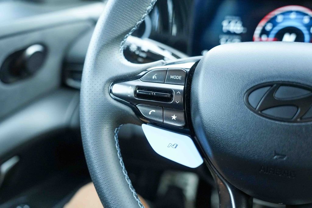 Used 2025 Hyundai Elantra N image 34