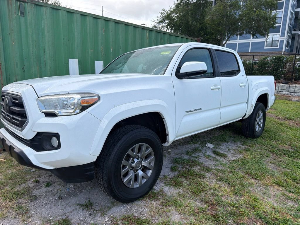 Used 2019 Toyota Tacoma SR5 RWD image 1