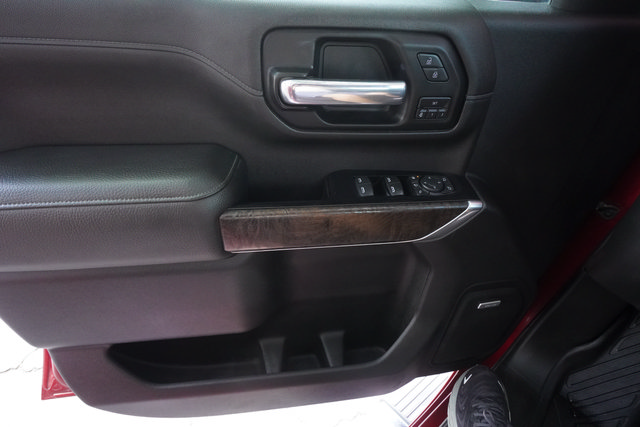 Used 2024 GMC Sierra 2500 AT4 w/ AT4 Preferred Package AWD/4WD image 13