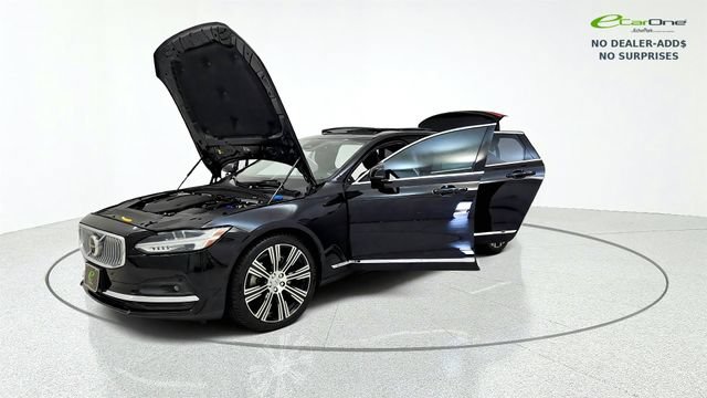 Used 2023 Volvo S90 B6 Plus AWD/4WD image 14
