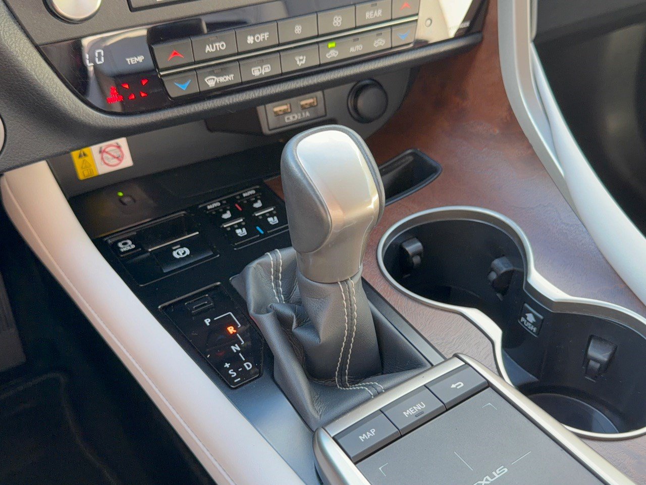 Used 2022 Lexus RX 450hL AWD w/ Premium Package image 21