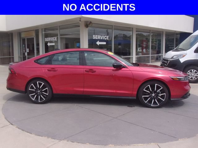 Used 2024 Honda Accord Sport image 2