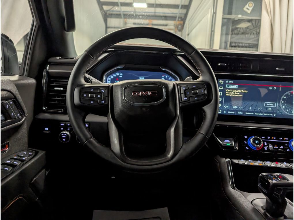 Used 2023 GMC Sierra 1500 AT4 w/ Technology Package AWD/4WD image 13