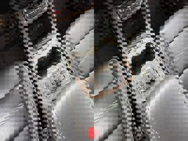 Used 2021 GMC Acadia Denali image 16