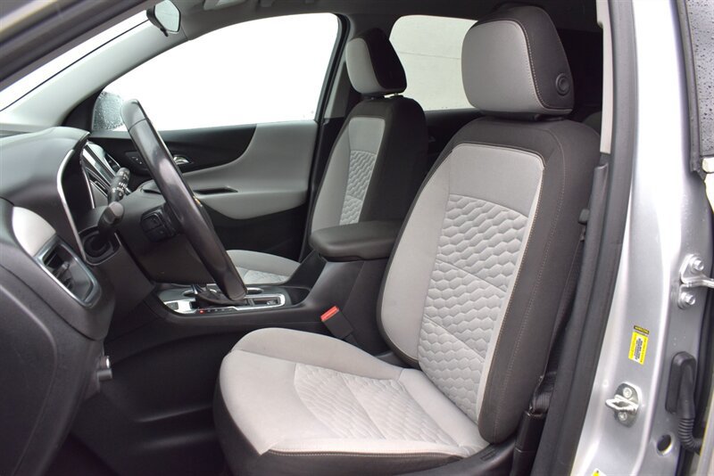 Used 2019 Chevrolet Equinox LT AWD/4WD image 11