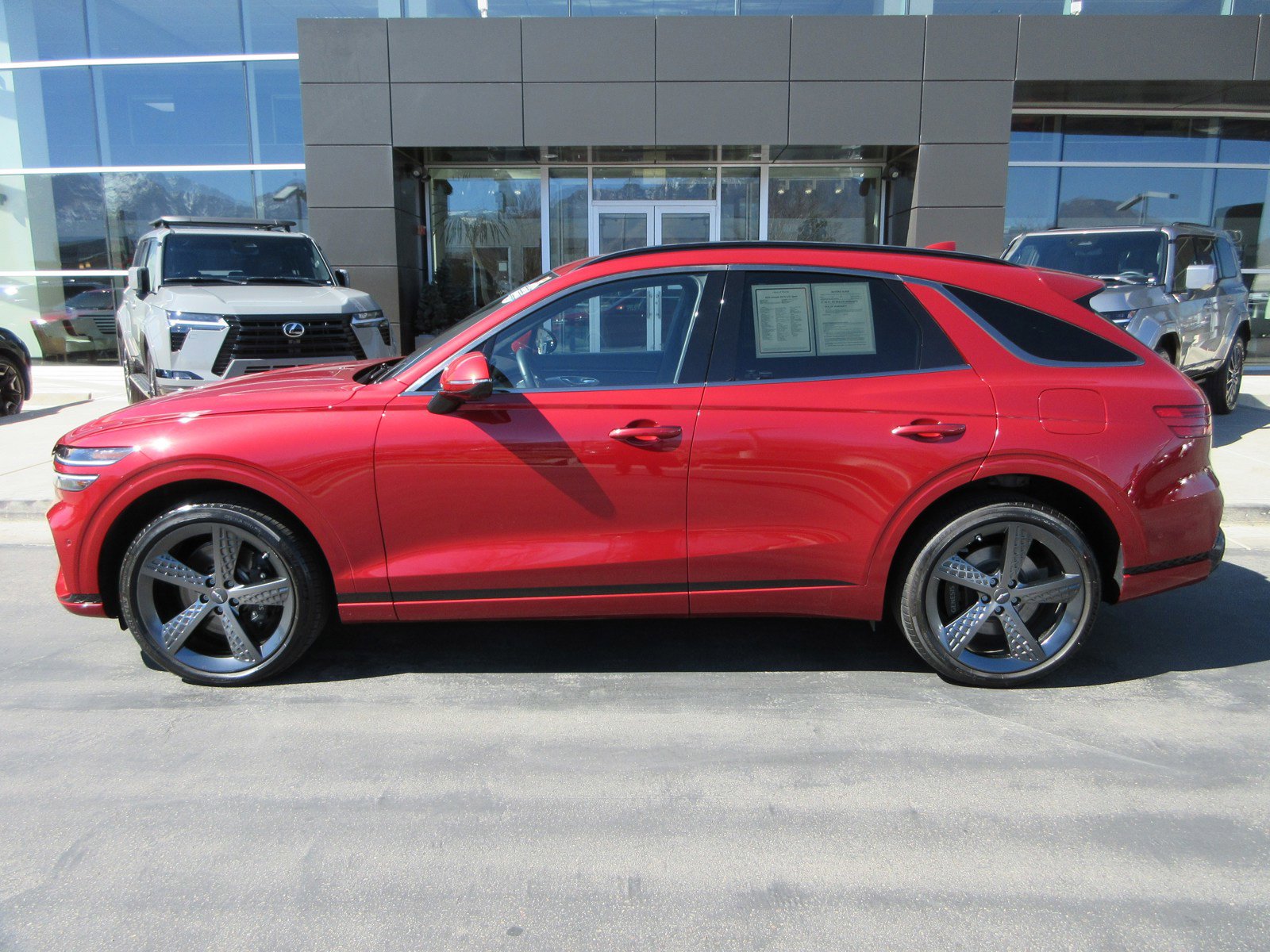 Used 2023 Genesis GV70 3.5T Sport w/ Sport Prestige Package image 3