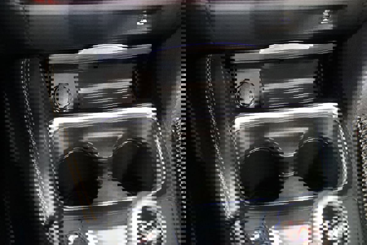 Used 2018 BMW M4 Convertible image 60