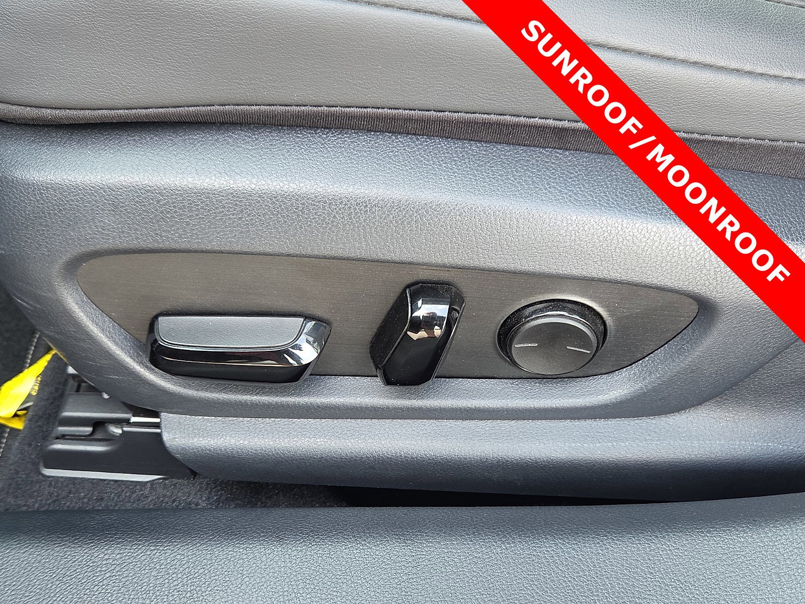 Used 2023 Lexus ES 350 image 14