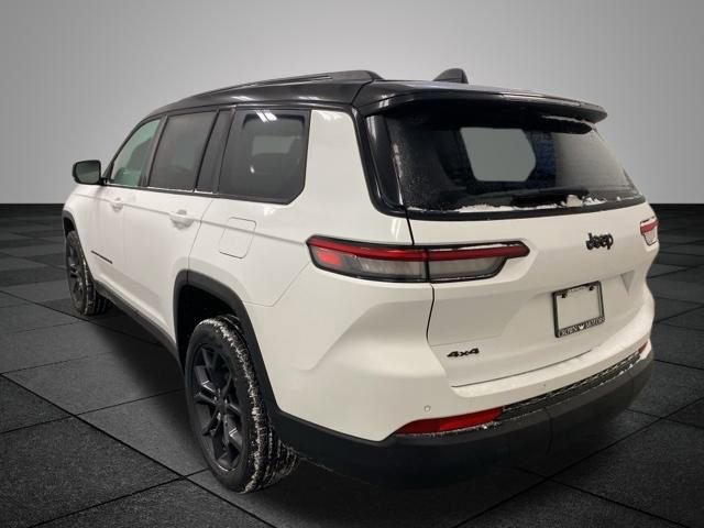 New 2025 Jeep Grand Cherokee L Limited image 4