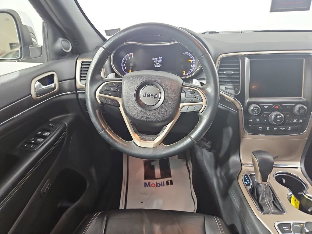 Used 2017 Jeep Grand Cherokee Limited AWD/4WD image 14