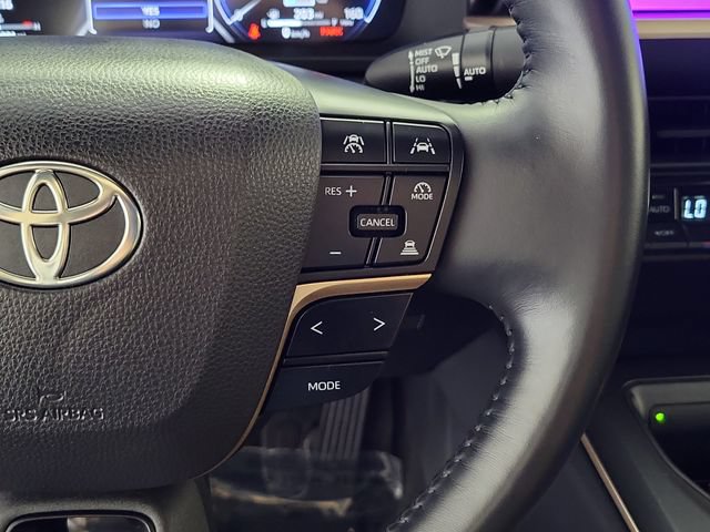 Used 2023 Toyota Crown AWD/4WD image 26