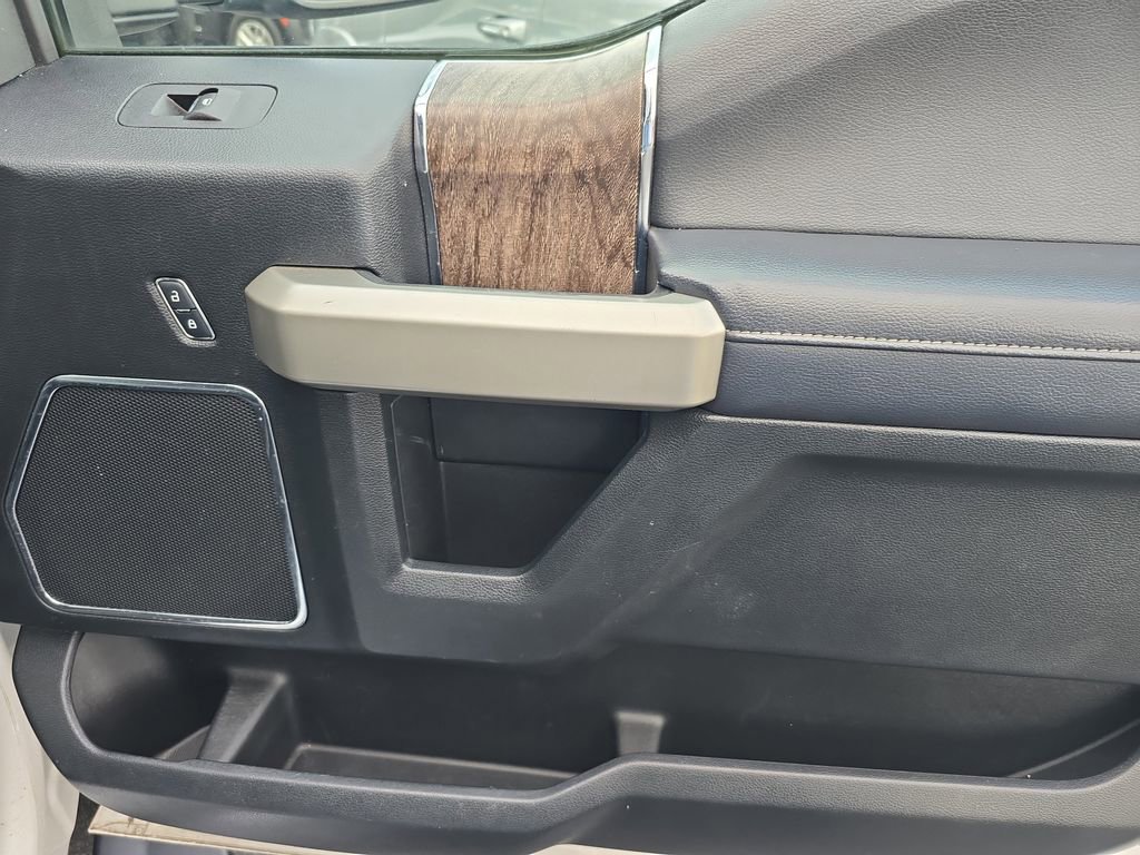 Used 2018 Ford F250 Lariat w/ Lariat Ultimate Package image 10