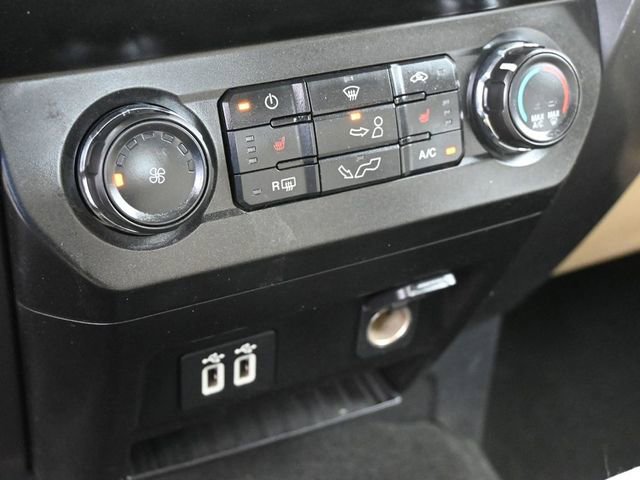 Used 2019 Ford F150 XLT w/ Equipment Group 302A Luxury AWD/4WD image 39