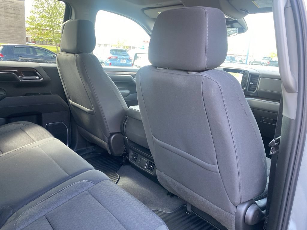 Used 2023 Chevrolet Silverado 1500 LT AWD/4WD image 48