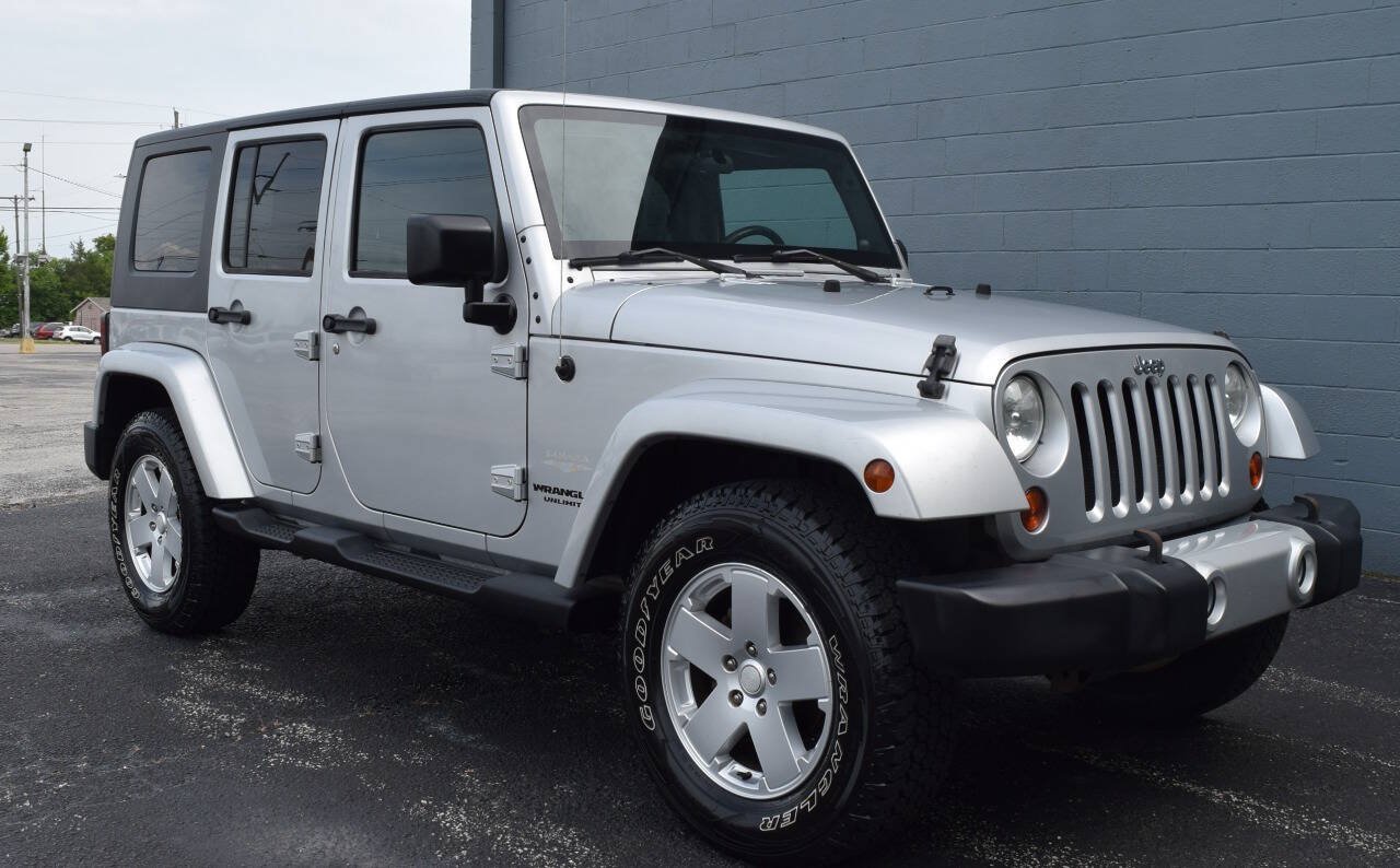 Used 2010 Jeep Wrangler Unlimited Sahara w/ Trailer Tow Group AWD/4WD image 19