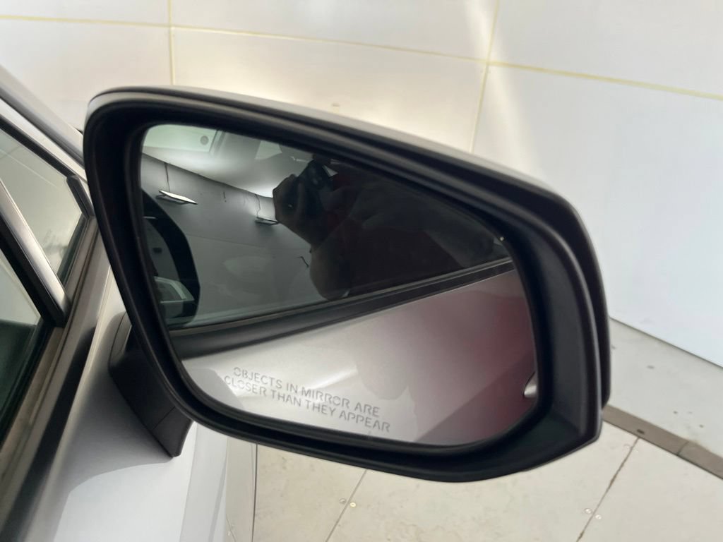 Used 2025 Toyota RAV4 LE AWD/4WD image 49
